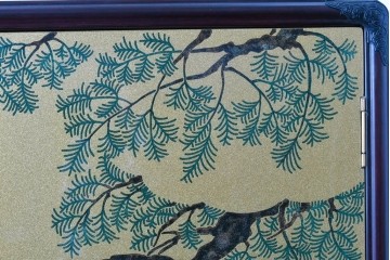 中古　美品　最高級品　名工　清光光雲作　宝石象嵌工芸品　煌びやかな花鳥図(桜・松・椿・楪・雉・雀)が目を引く贅を尽くした美術品級のワードローブ　定価約600万円相当　(R-085175)