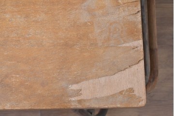 和製ヴィンテージ　籐(ラタン)　マガジンラック付き!自然素材ならではのあたたかみを感じるサイドテーブル　(R-085176)