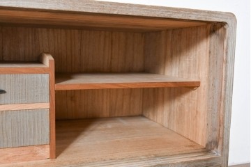 和製ヴィンテージ　味わい深い風合いの桐箪笥ローボード　(R-085177)