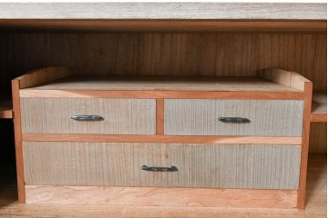 和製ヴィンテージ　味わい深い風合いの桐箪笥ローボード　(R-085177)