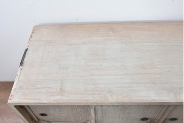 和製ヴィンテージ　味わい深い風合いの桐箪笥ローボード　(R-085177)