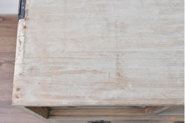 和製ヴィンテージ　味わい深い風合いの桐箪笥ローボード　(R-085177)