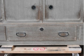 和製ヴィンテージ　味わい深い風合いの桐箪笥ローボード　(R-085177)