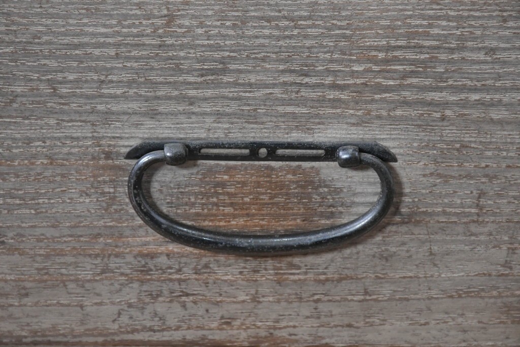 和製ヴィンテージ　味わい深い風合いの桐箪笥ローボード　(R-085177)