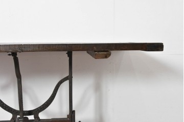 アメリカアンティーク　インダストリアル　フリッツ&ゲルデル　折り畳み式のメカニカルテーブル　(R-085178)