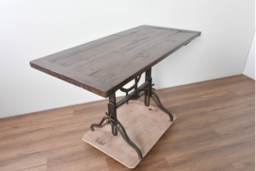 アメリカアンティーク　インダストリアル　フリッツ&ゲルデル　折り畳み式のメカニカルテーブル　(R-085178)