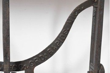 アメリカアンティーク　インダストリアル　フリッツ&ゲルデル　折り畳み式のメカニカルテーブル　(R-085178)