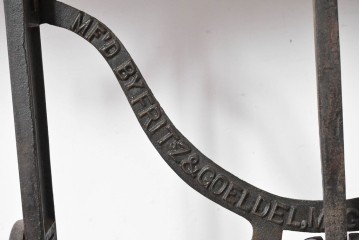 アメリカアンティーク　インダストリアル　フリッツ&ゲルデル　折り畳み式のメカニカルテーブル　(R-085178)