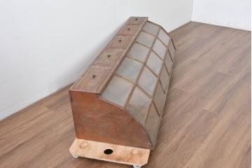 和製アンティーク　激レアデザイン!　古い駄菓子屋さんの上蓋式卓上ガラスケース　(R-085181)