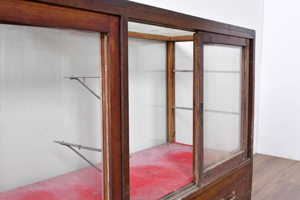 《ペイント仕上げ限定》　和製ヴィンテージ　ディスプレイと収納を兼ね備えた引き出し付きガラスケース　(R-085182)