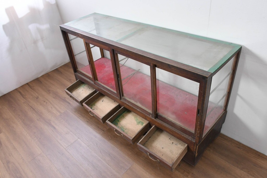 《ペイント仕上げ限定》　和製ヴィンテージ　ディスプレイと収納を兼ね備えた引き出し付きガラスケース　(R-085182)
