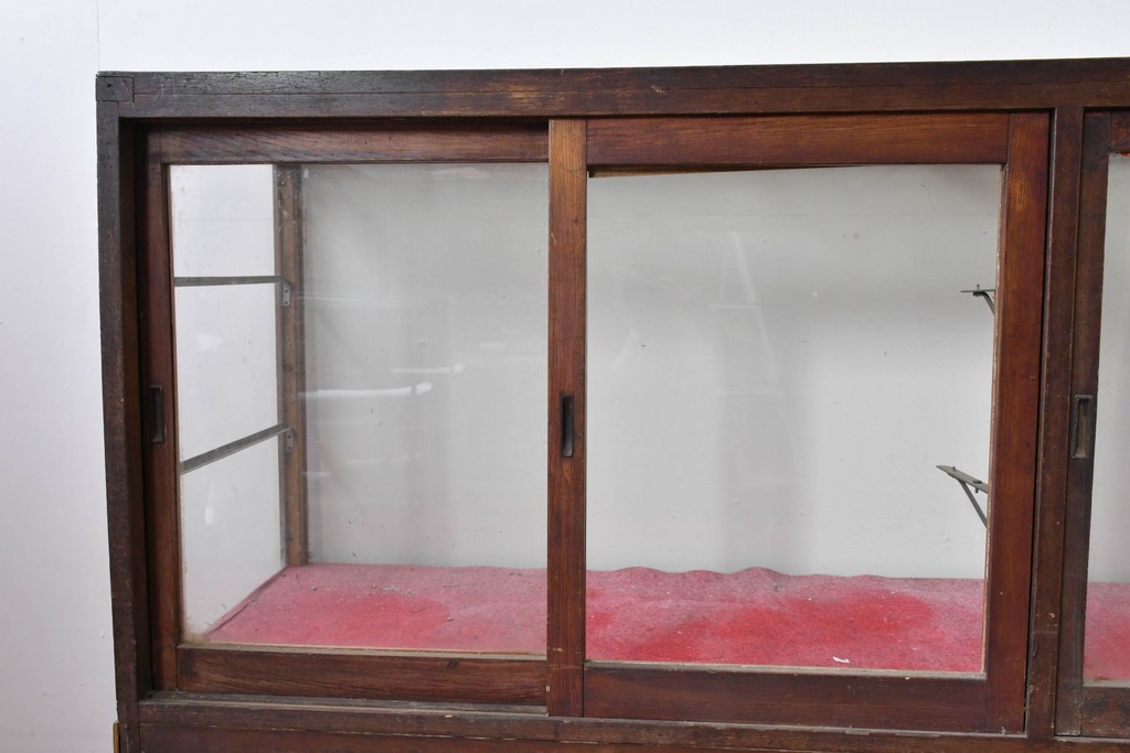 《ペイント仕上げ限定》　和製ヴィンテージ　ディスプレイと収納を兼ね備えた引き出し付きガラスケース　(R-085182)