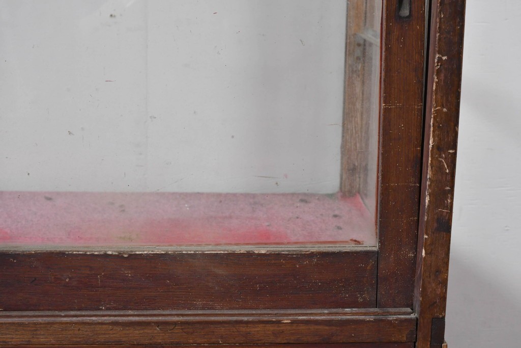 《ペイント仕上げ限定》　和製ヴィンテージ　ディスプレイと収納を兼ね備えた引き出し付きガラスケース　(R-085182)