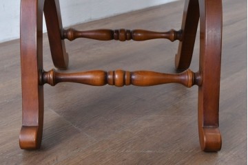 中古　超美品!!　スペイン製　バロッサバレンティ(VARO,S.A. VALENTI)　本革　深みのあるグリーンレザーが魅力!!英国クラシック調のアームチェアとオットマンのセット　セット定価約51万円相当　(R-085183)