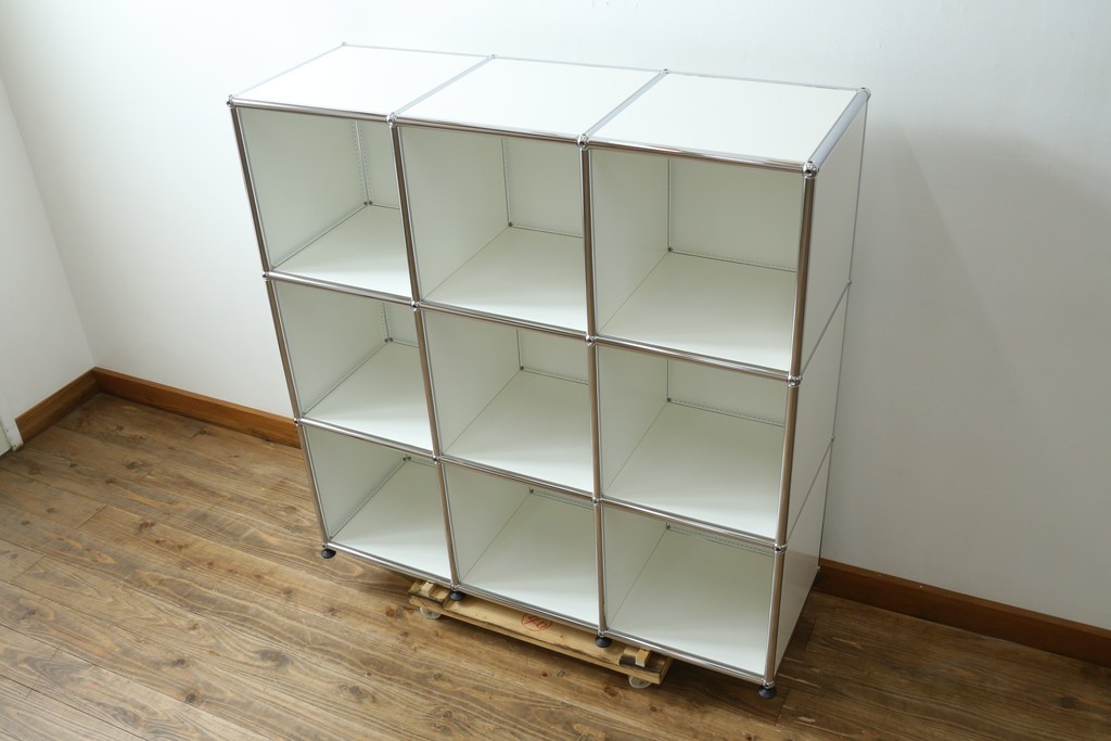 中古　美品　スイス　USMハラー(USM Haller)　ホームオフィスにもおすすめなスッキリとしたデザインの3段シェルフ　定価約36万7千円　(R-085185)