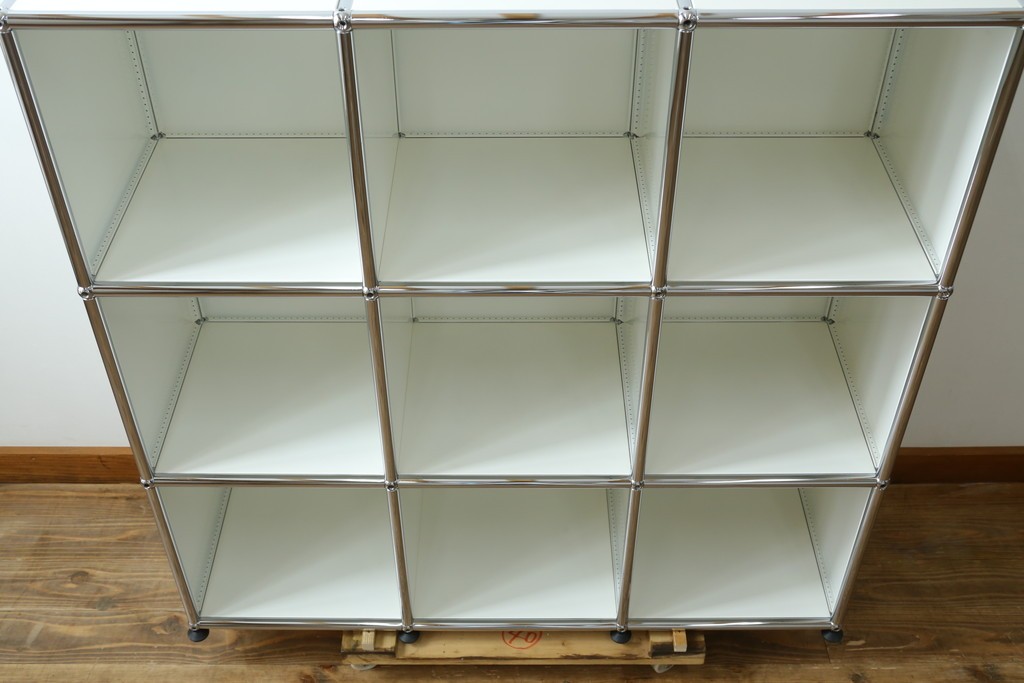 中古　美品　スイス　USMハラー(USM Haller)　ホームオフィスにもおすすめなスッキリとしたデザインの3段シェルフ　定価約36万7千円　(R-085185)