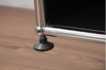 中古　美品　スイス　USMハラー(USM Haller)　ホームオフィスにもおすすめなスッキリとしたデザインの書類トレー付きシェルフ　定価約57万8千円相当　(R-085186)