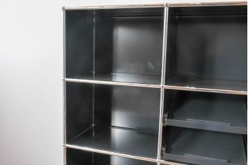 中古　美品　スイス　USMハラー(USM Haller)　ホームオフィスにもおすすめなスッキリとしたデザインの書類トレー付きシェルフ　定価約57万8千円相当　(R-085186)