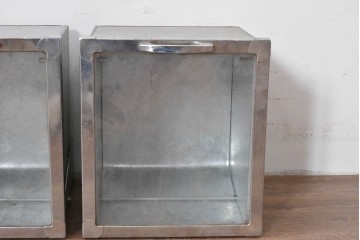 和製アンティーク　駄菓子屋さんで使われていたレトロなブリキ製ショーケース2個セット　(R-085189)