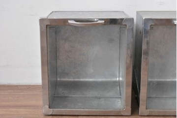 和製アンティーク　駄菓子屋さんで使われていたレトロなブリキ製ショーケース2個セット　(R-085189)