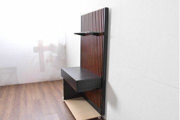 中古　美品　モリシゲ(MORISHIGE/森繁)　格子デザインが和モダンな印象を高める飾り棚　定価約26万円相当　(R-085191)