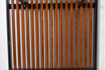 中古　美品　モリシゲ(MORISHIGE/森繁)　格子デザインが和モダンな印象を高める飾り棚　定価約26万円相当　(R-085191)