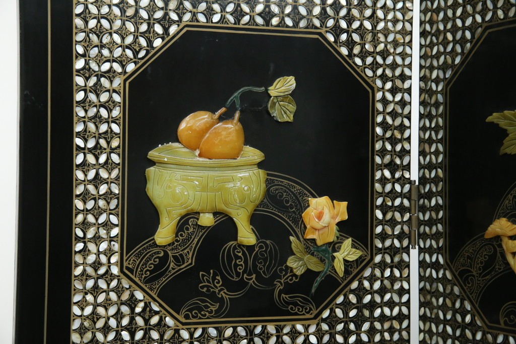 アジアンヴィンテージ　希少!!　中国美術屏風　雅集図　螺鈿　豪華装飾の玉石象嵌衝立　(R-085192)