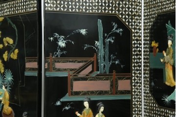 アジアンヴィンテージ　希少!!　中国美術屏風　雅集図　螺鈿　豪華装飾の玉石象嵌衝立　(R-085192)