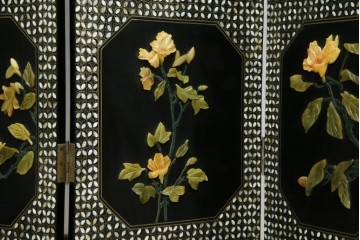 アジアンヴィンテージ　希少!!　中国美術屏風　雅集図　螺鈿　豪華装飾の玉石象嵌衝立　(R-085192)