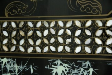 アジアンヴィンテージ　希少!!　中国美術屏風　雅集図　螺鈿　豪華装飾の玉石象嵌衝立　(R-085192)