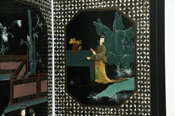 アジアンヴィンテージ　希少!!　中国美術屏風　雅集図　螺鈿　豪華装飾の玉石象嵌衝立　(R-085192)