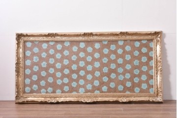 中古　ルルコンド(LULU KONDO)　意匠を凝らしたクラシカルな装飾フレーム入り　花模様レリーフのレザーアートパネル　(R-085193)