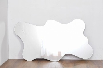 中古　SOVET(ソヴェット)　アートのような曲線フォルムが印象的なウォールミラー　(R-085194)