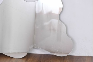 中古　SOVET(ソヴェット)　アートのような曲線フォルムが印象的なウォールミラー　(R-085194)