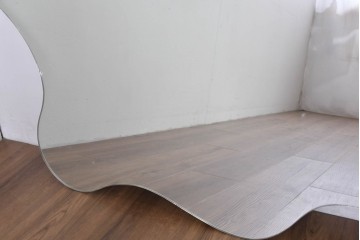 中古　SOVET(ソヴェット)　アートのような曲線フォルムが印象的なウォールミラー　(R-085194)