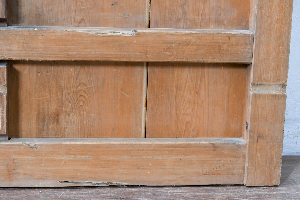 アンティーク建具　明治大正期　希少デザイン　格子意匠が印象的な蔵戸1枚　(R-085195)