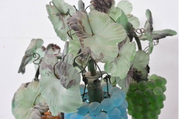 中古　イタリア製　TOSO CESARE(トーソー)　ムラーノガラス(MURANO)　3灯　ブドウ装飾が華やかなテーブルライト　(R-085197)