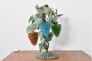 中古　イタリア製　TOSO CESARE(トーソー)　ムラーノガラス(MURANO)　3灯　ブドウ装飾が華やかなテーブルライト　(R-085197)