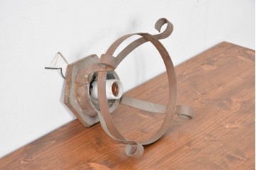 和製ヴィンテージ　昭和後期　曲線フレームが特徴のシーリングライト　(R-085198)