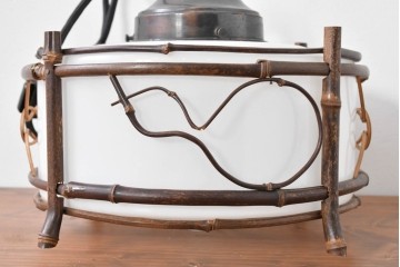 和製アンティーク　竹飾り付き　竹細工の意匠が映えるペンダントライト　(R-085200)