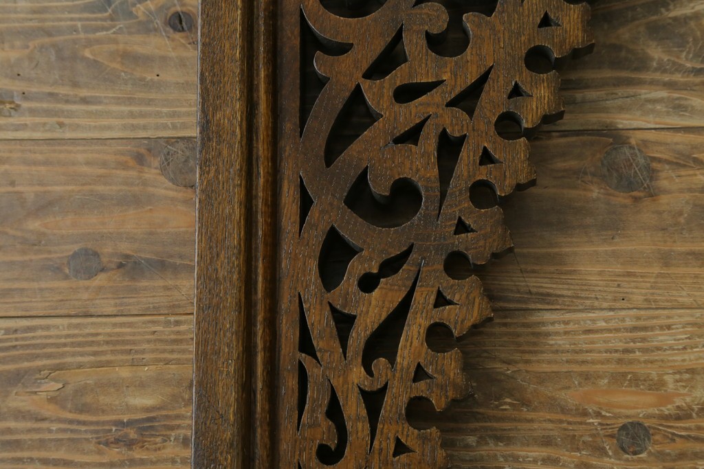 アジアンヴィンテージ　希少!!　インド建築装飾　大型(150cm)　唐草透かし彫りのアーチ形ブラケットパネル一対　(R-085203)