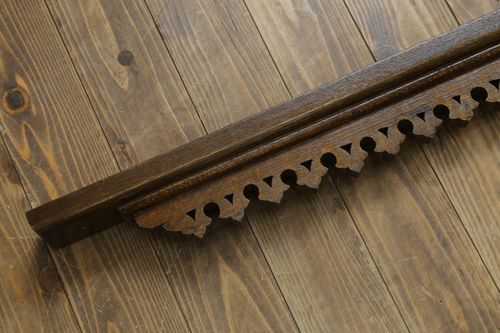 アジアンヴィンテージ　希少!!　インド建築装飾　大型(150cm)　唐草透かし彫りのアーチ形ブラケットパネル一対　(R-085203)