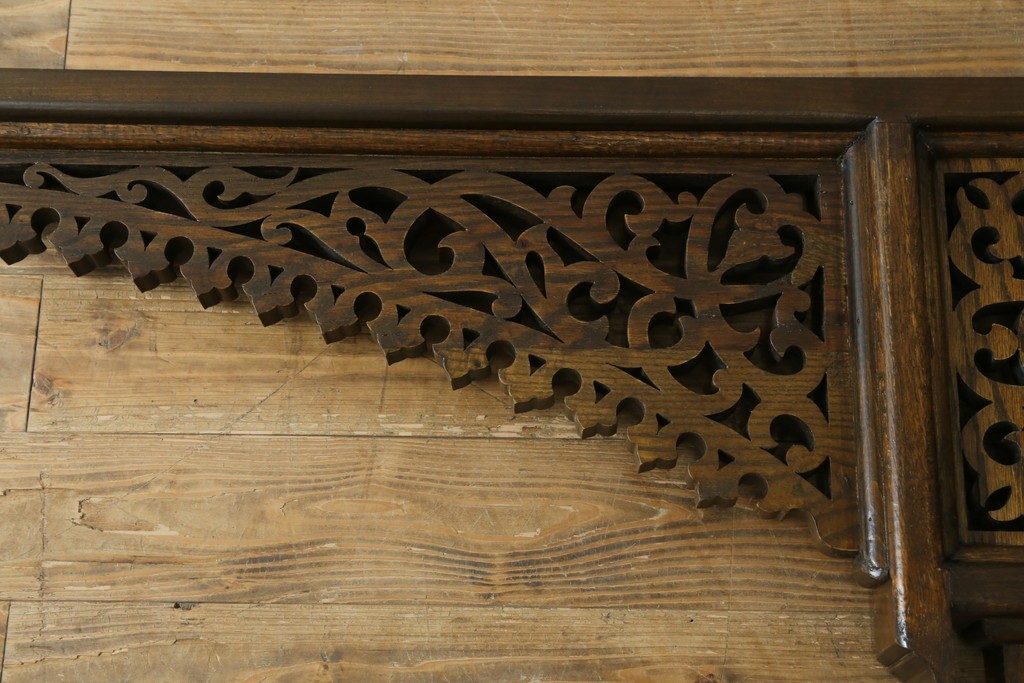 アジアンヴィンテージ　希少!!　インド建築装飾　大型(150cm)　唐草透かし彫りのアーチ形ブラケットパネル一対　(R-085203)