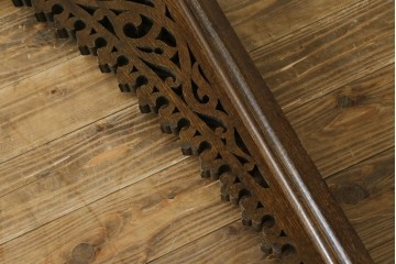 アジアンヴィンテージ　希少!!　インド建築装飾　大型(150cm)　唐草透かし彫りのアーチ形ブラケットパネル一対　(R-085203)