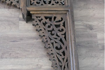 アジアンヴィンテージ　希少!!　インド建築装飾　大型(150cm)　唐草透かし彫りのアーチ形ブラケットパネル一対　(R-085203)