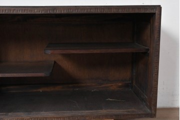 中古　伝統工芸　軽井沢彫り　桜の彫刻をあしらった上品な佇まいのローボード　(R-085207)