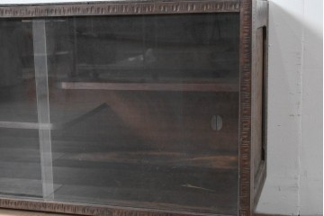 中古　伝統工芸　軽井沢彫り　桜の彫刻をあしらった上品な佇まいのローボード　(R-085207)