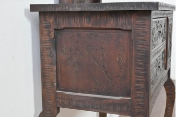 和製ヴィンテージ　希少モデル‼　伝統工芸　軽井沢彫り　細部まで丁寧に施された桜の彫刻が美しいドレッサー　(R-085208)