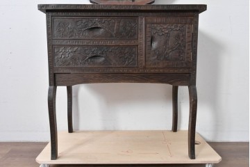 和製ヴィンテージ　希少モデル‼　伝統工芸　軽井沢彫り　細部まで丁寧に施された桜の彫刻が美しいドレッサー　(R-085208)