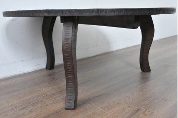 和製ヴィンテージ　希少デザイン　伝統工芸　軽井沢彫り　大胆に施された桜の彫刻が見事な丸テーブル　(R-085210)